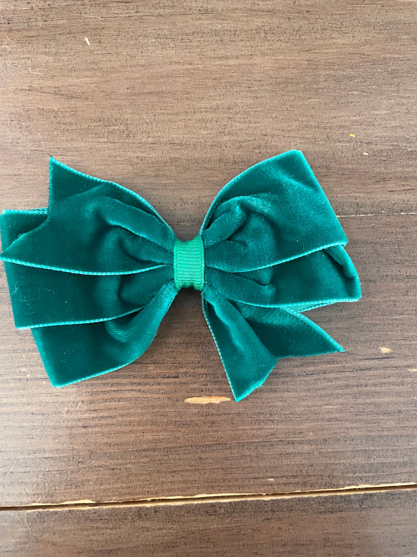 Velvet Hair Bow in Emerald Green, girl, holiday, Christmas