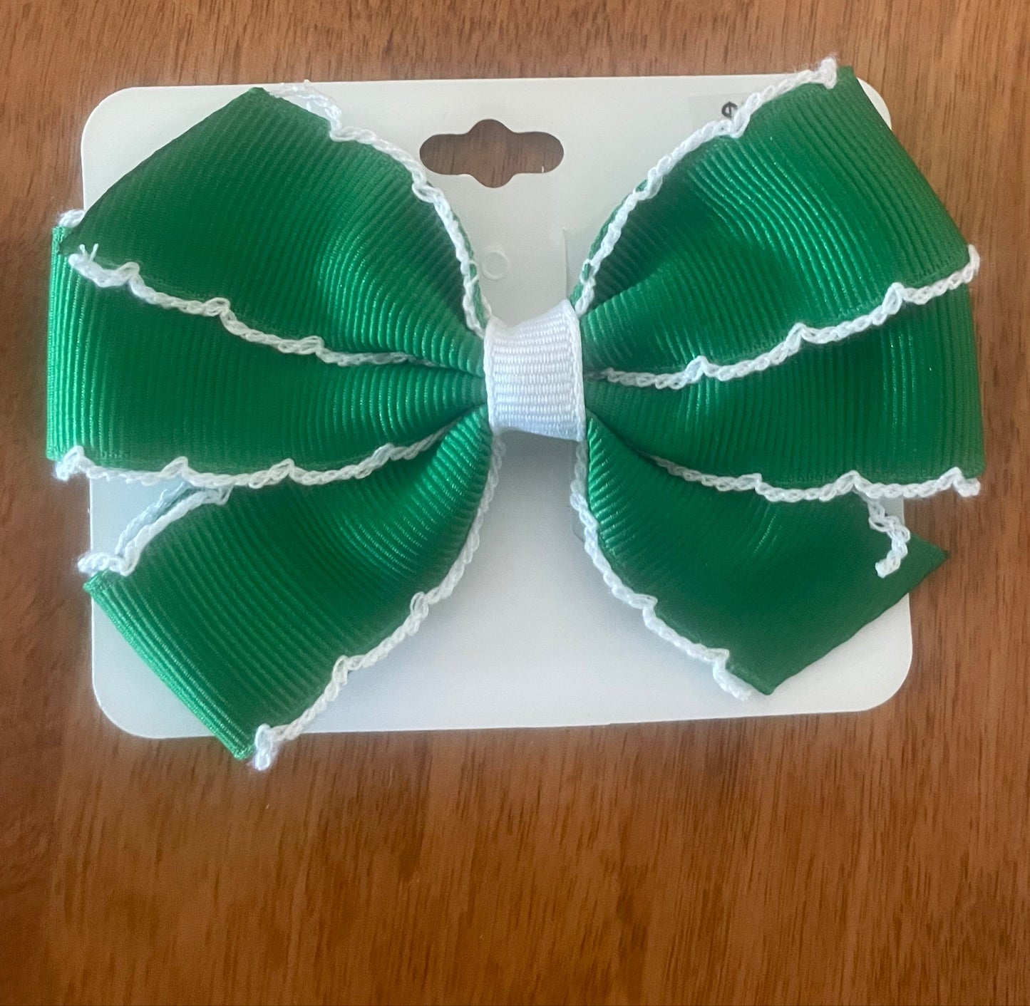 Small Green w/White Scallop Trim Hair Bow, St. Pat's, girl