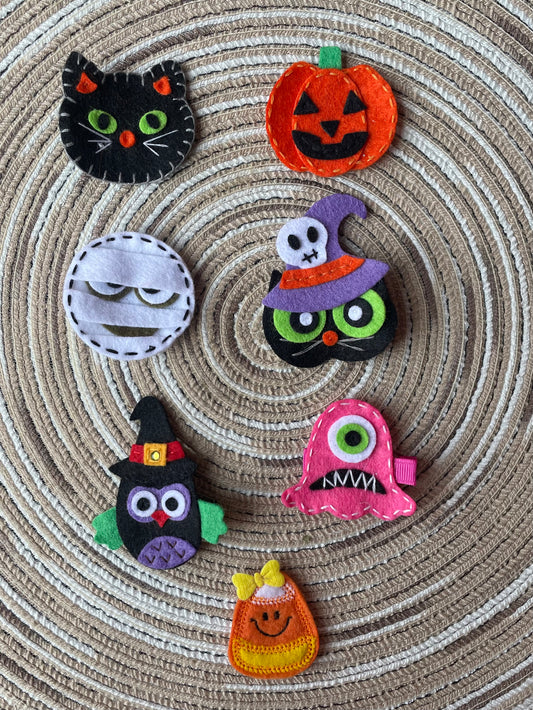 Halloween Hair Clips, Spooky, cat, mummy, pumpkin, witch, kids / SALE: Reg. $2.50