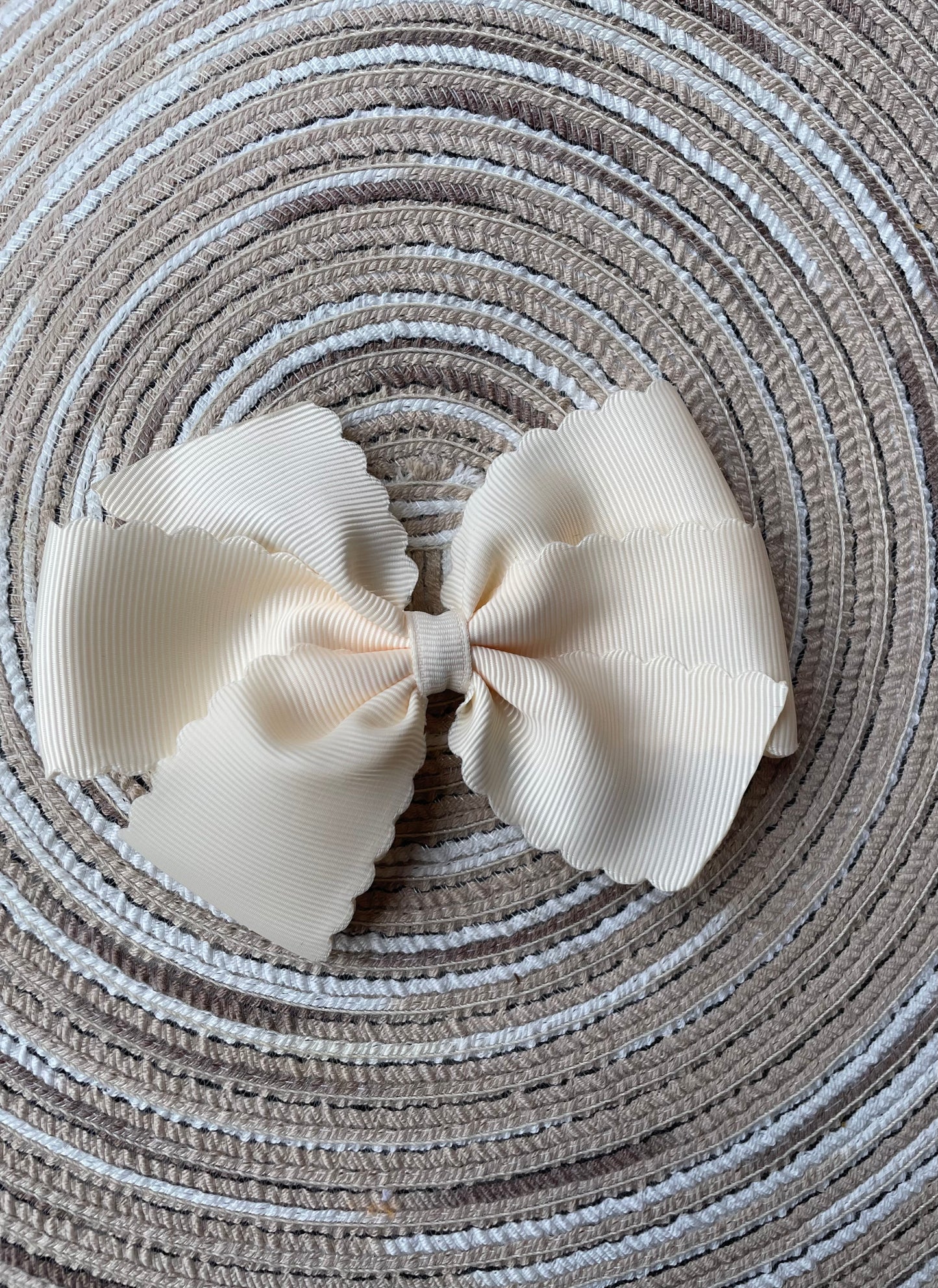 Scalloped Hair Bow, Accessory, grosgrain, girl, Back to School