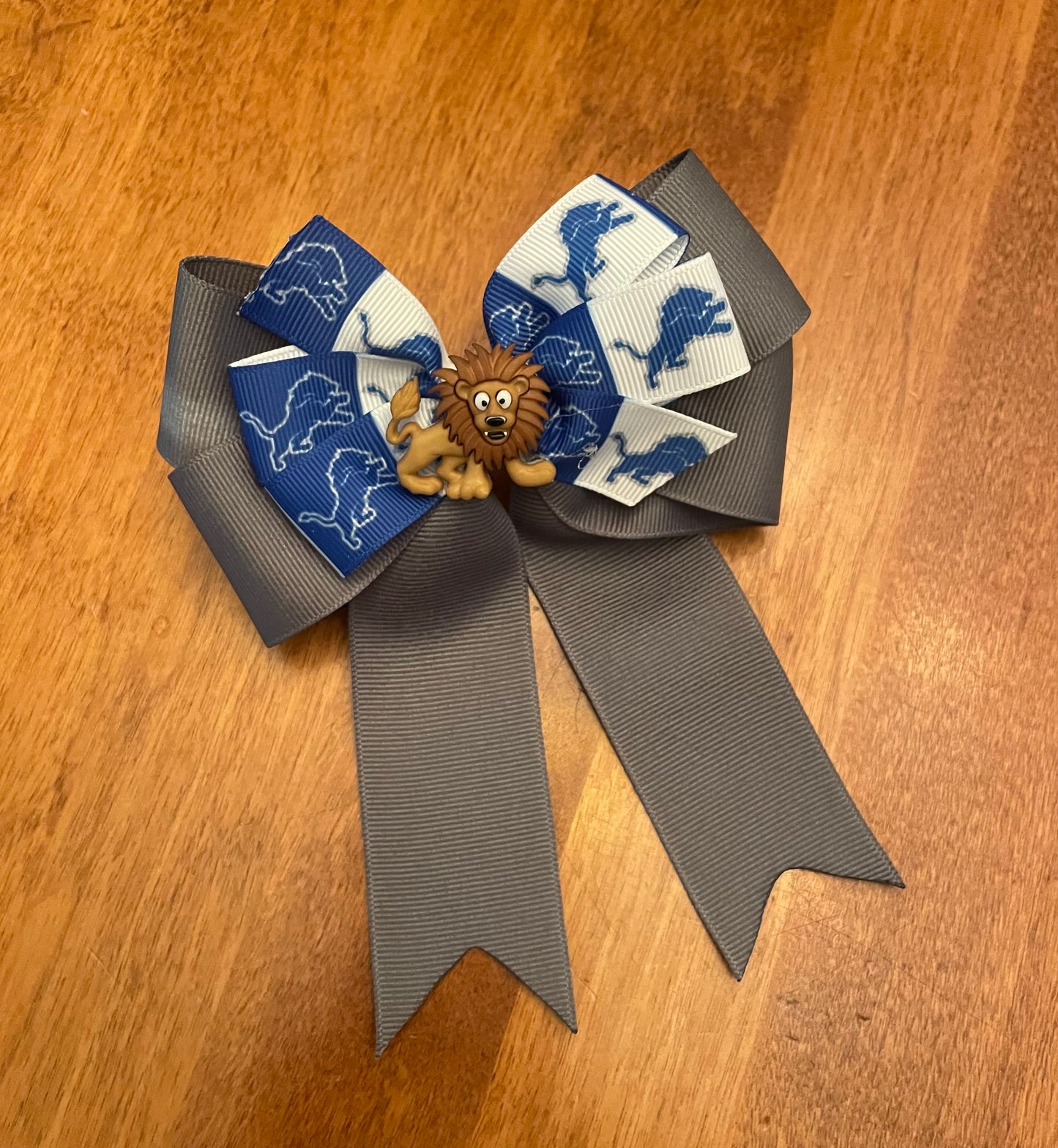 Lion's Tail Hair Bow, Detroit, Football, kids, teen, adult