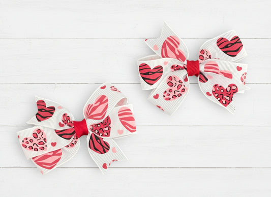 Heart Print Small Hair Bow, Valentines, girl, clip
